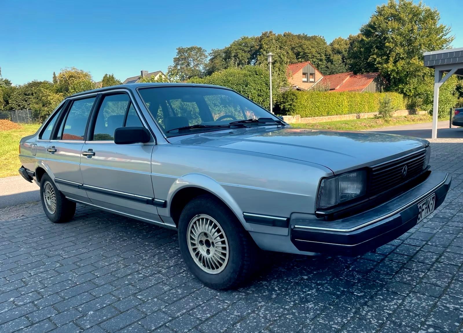 Image of Volkswagen Passat B2 Quantum